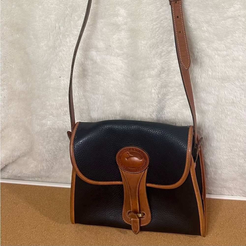 Dooney & Bourke Crossbody Vintage   Bag